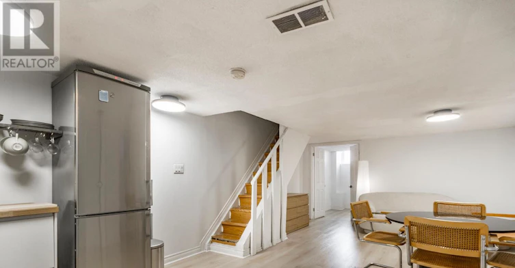 LOWER-1057 Davenport Road, Toronto, ON, M6G 2C2 - 7