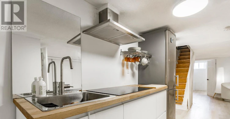 LOWER-1057 Davenport Road, Toronto, ON, M6G 2C2 - 9