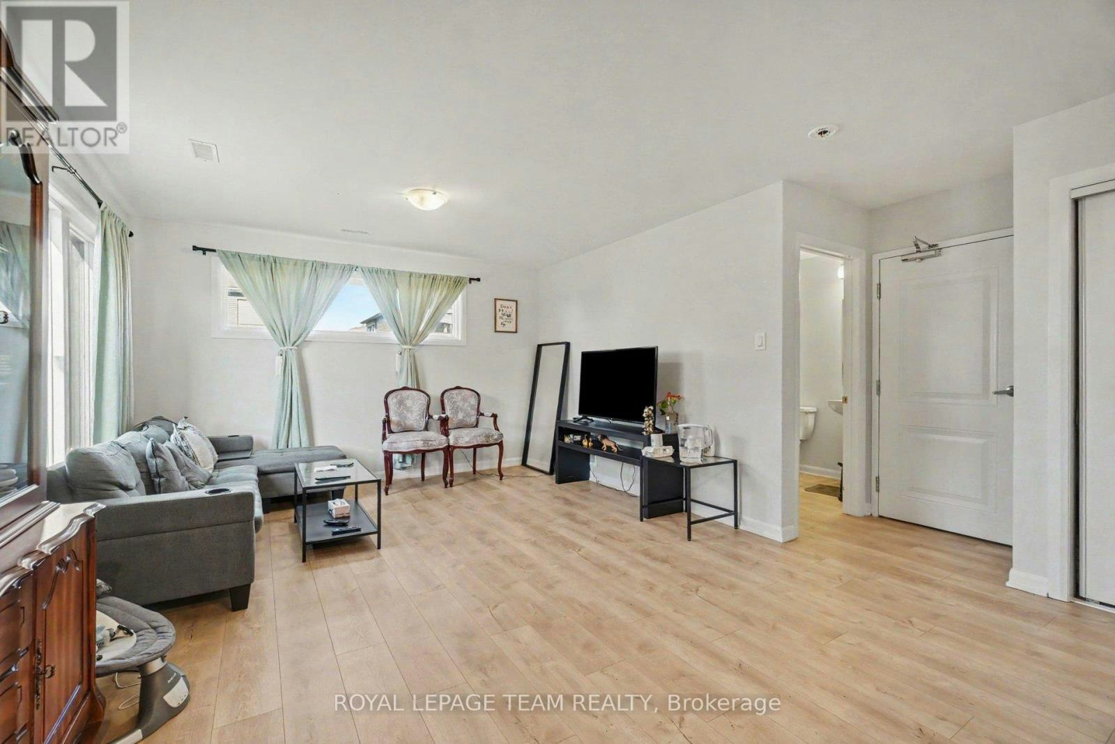 1336 Creekway Private, Ottawa, ON, K2T 0R8 - 3