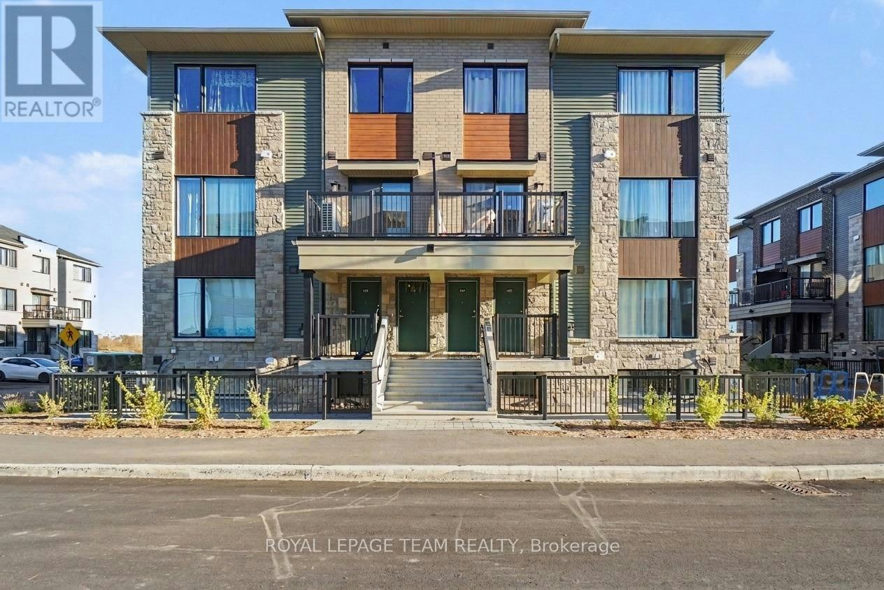 1336 Creekway Private, Ottawa, ON, K2T 0R8
