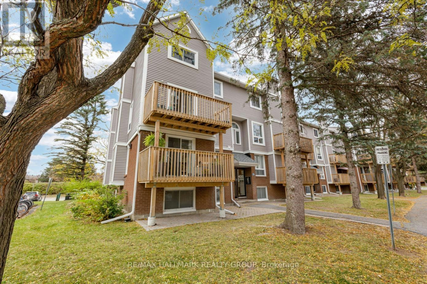 1-400 Fenerty Court, Ottawa, ON, K2L 3A9