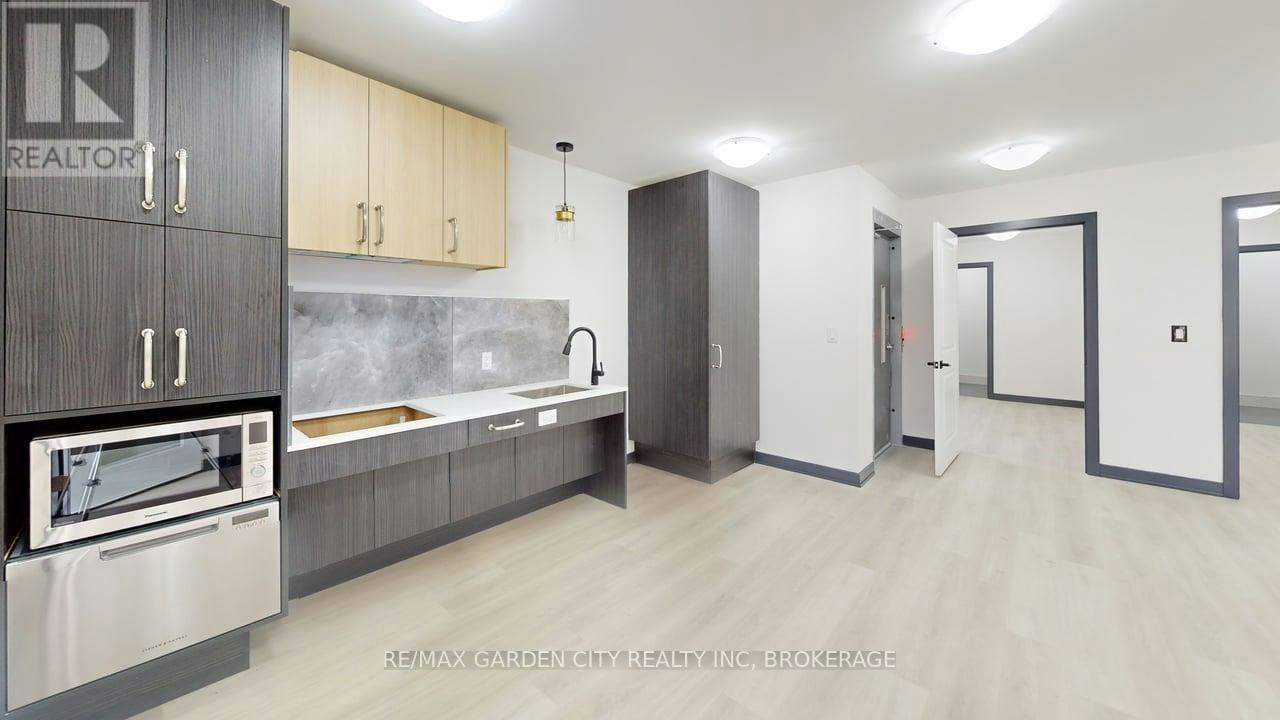 729 Queensdale Avenue E, Hamilton, ON, L8V 1M4 - 5