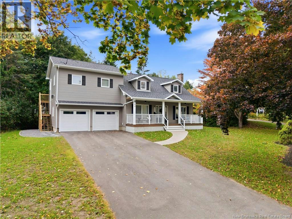 44 Burnham Court, Fredericton, NB, E3B 5T7