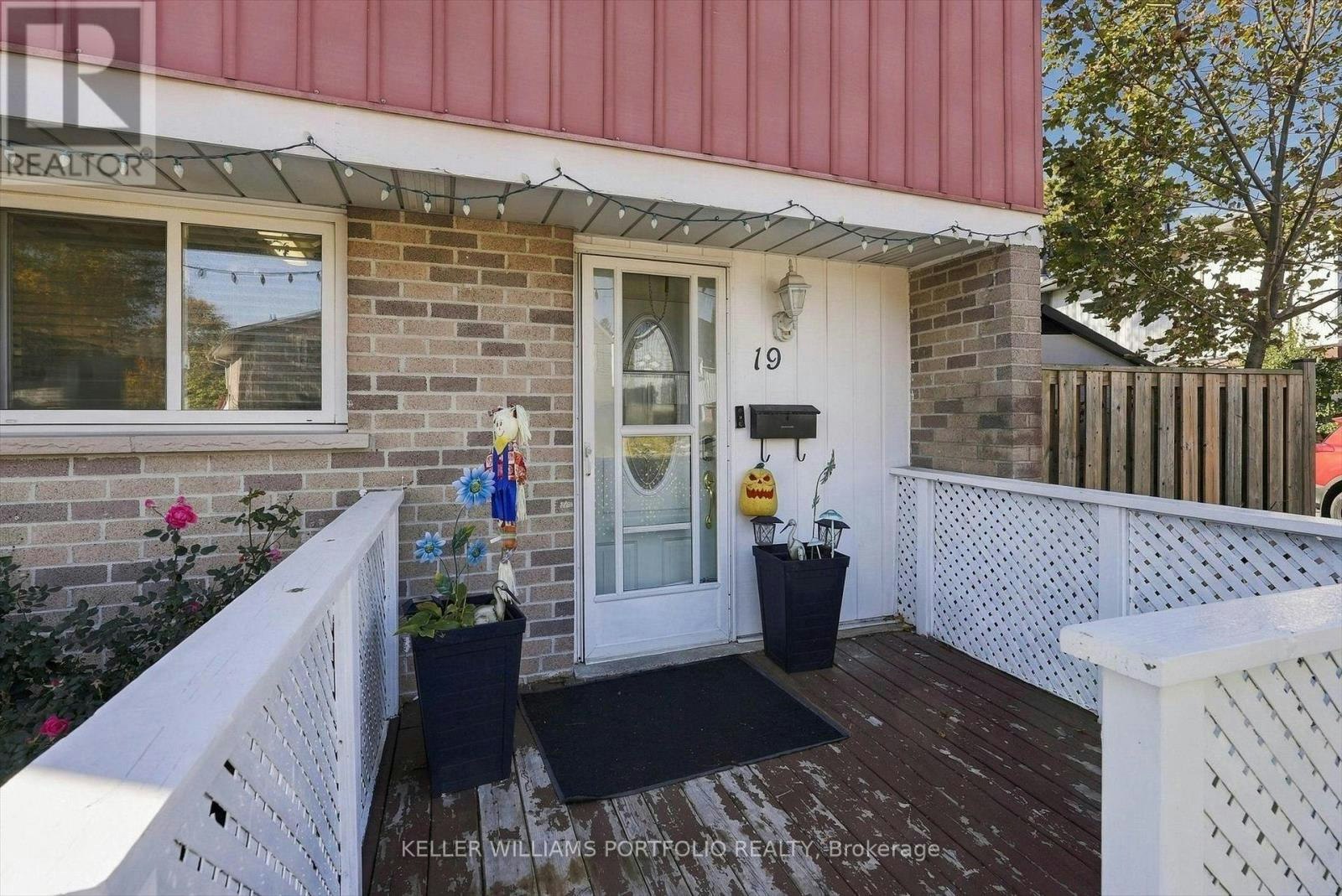 19 Highland Trail, Brampton, ON, L6S 1P4 - 5