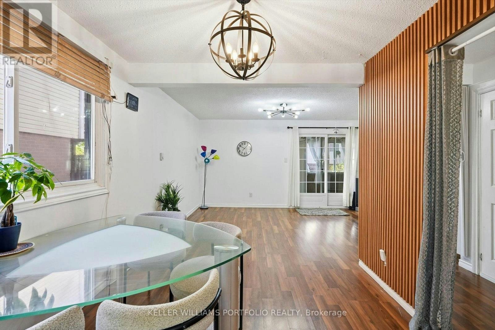 19 Highland Trail, Brampton, ON, L6S 1P4 - 18