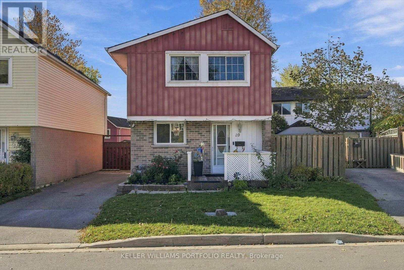 19 Highland Trail, Brampton, ON, L6S 1P4