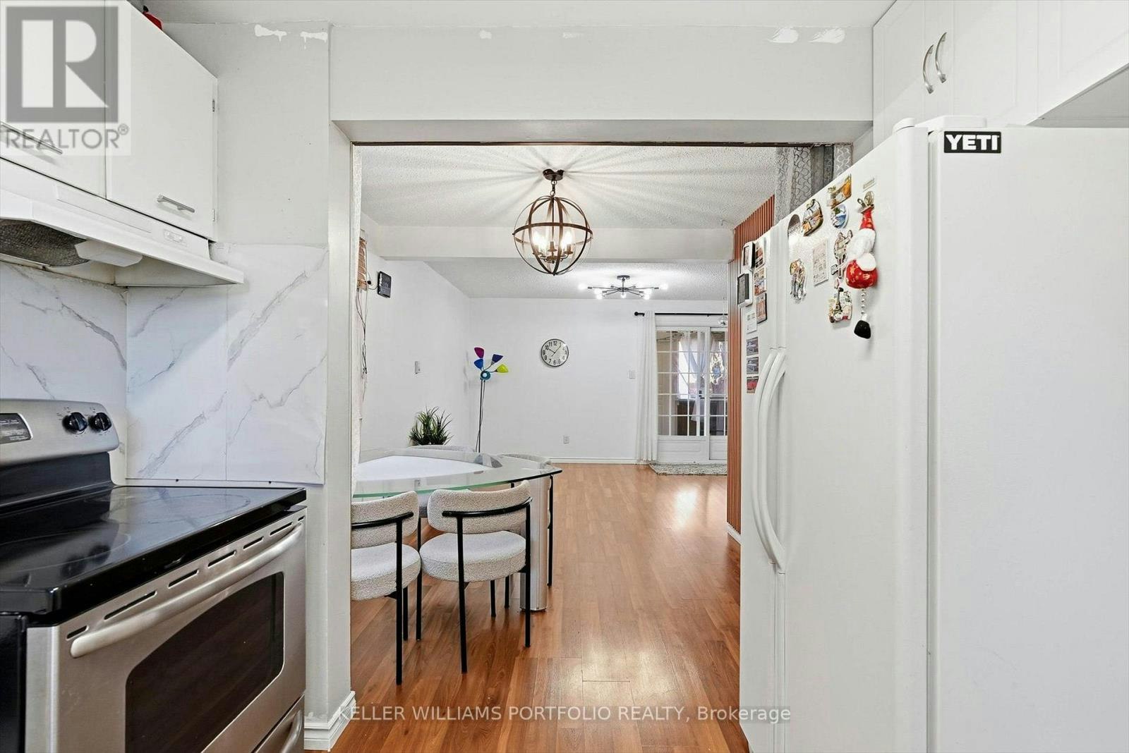 19 Highland Trail, Brampton, ON, L6S 1P4 - 17