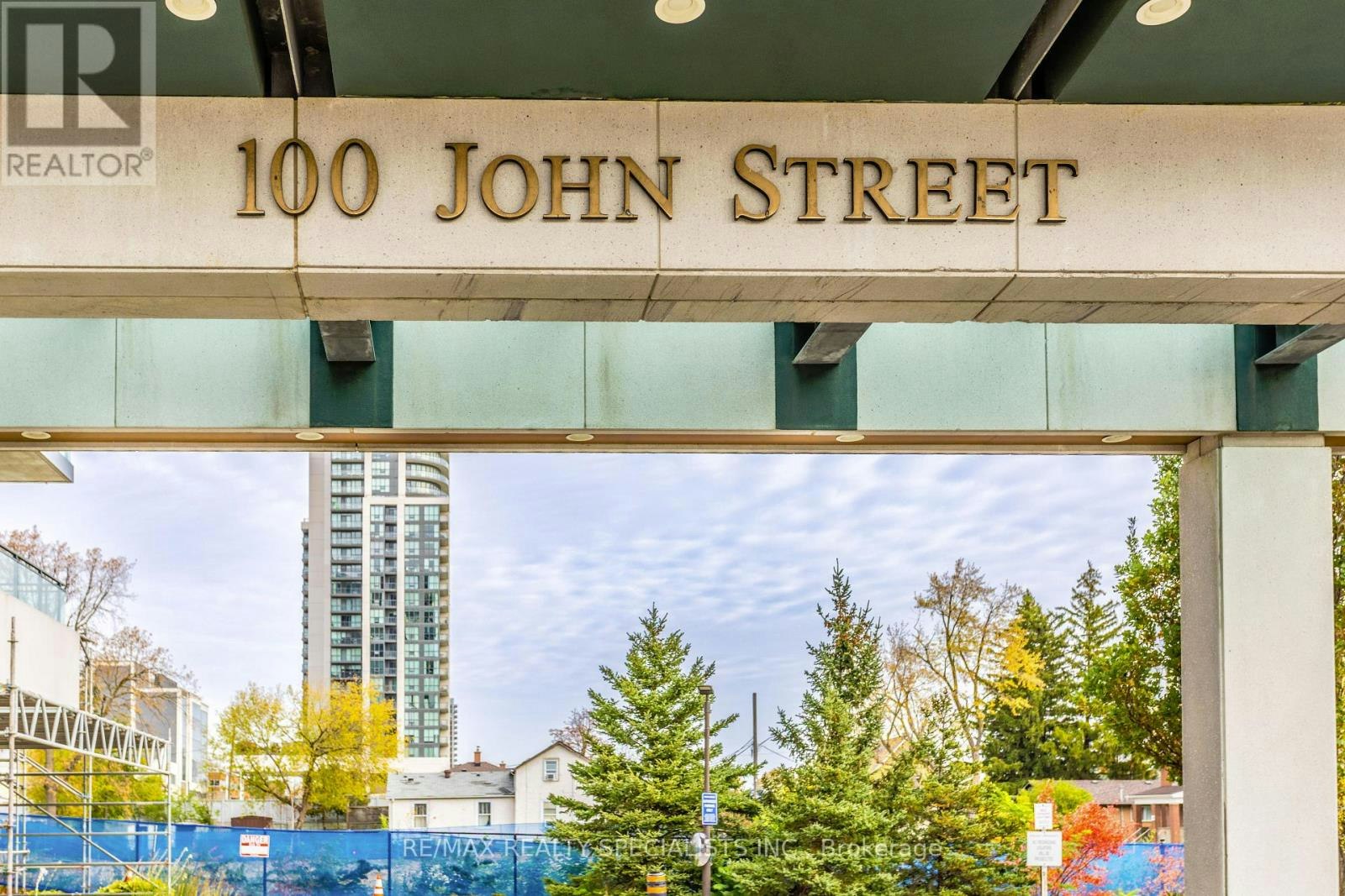 602-100 John Street, Brampton, ON, L6W 0A8
