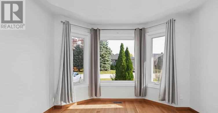 6 Riverdale (Main Level Drive, Wasaga Beach, ON, L9Z 1E9 - 5