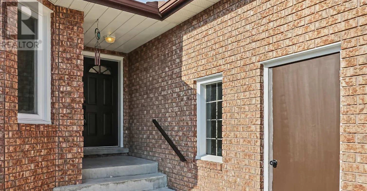 6 Riverdale (Main Level Drive, Wasaga Beach, ON, L9Z 1E9 - 2