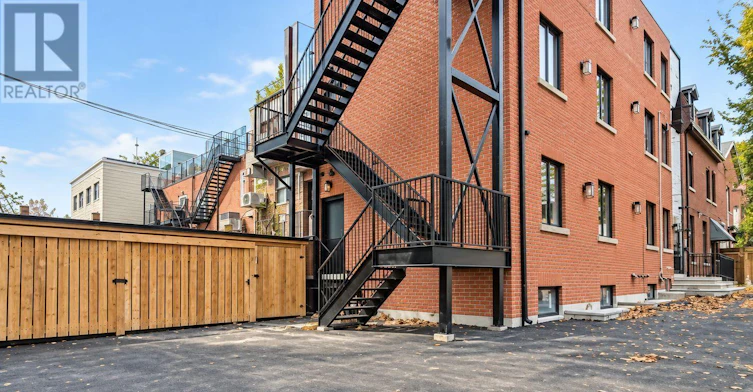 2-195 Carlton Street, Toronto, ON, M5A 2K7 - 11