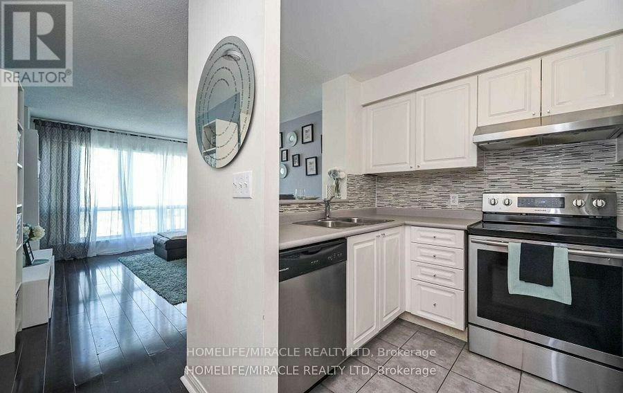 2305-11 Lee Centre Drive, Toronto, ON, M1H 3J5 - 13