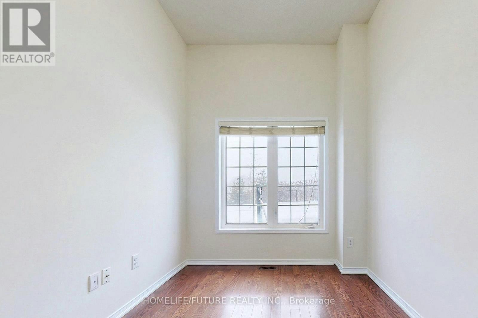13 Lloydminster Avenue, Ajax, ON, L1Z 0S1 - 7