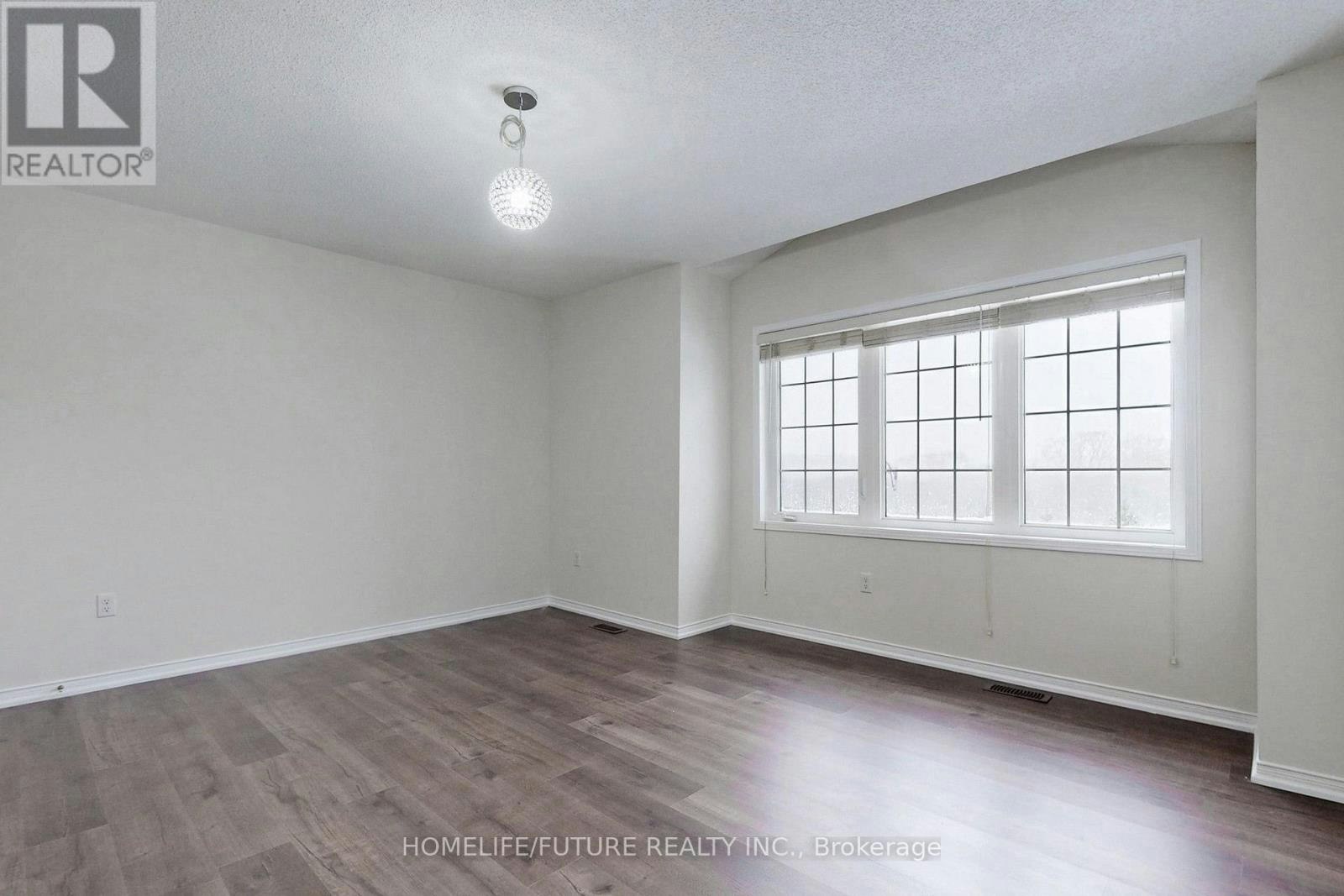 13 Lloydminster Avenue, Ajax, ON, L1Z 0S1 - 14