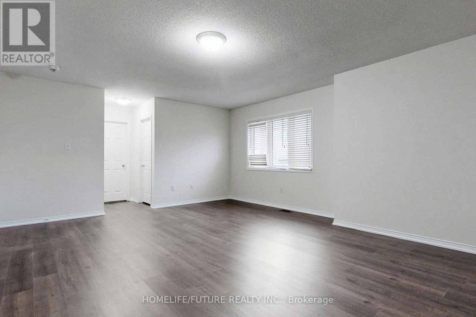 13 Lloydminster Avenue, Ajax, ON, L1Z 0S1 - 10