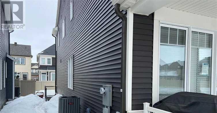 B-264 Ponderosa Street, Ottawa, ON, K2V 0N4 - 2