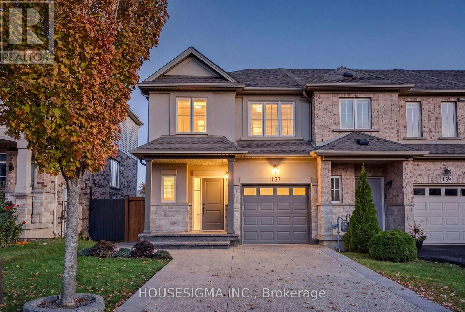 157 Highgate Heights, Hamilton, ON, L8J 0C3