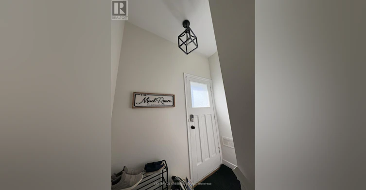 BSMT-6558 Huggins Street, Niagara Falls, ON, L2J 1H4 - 11