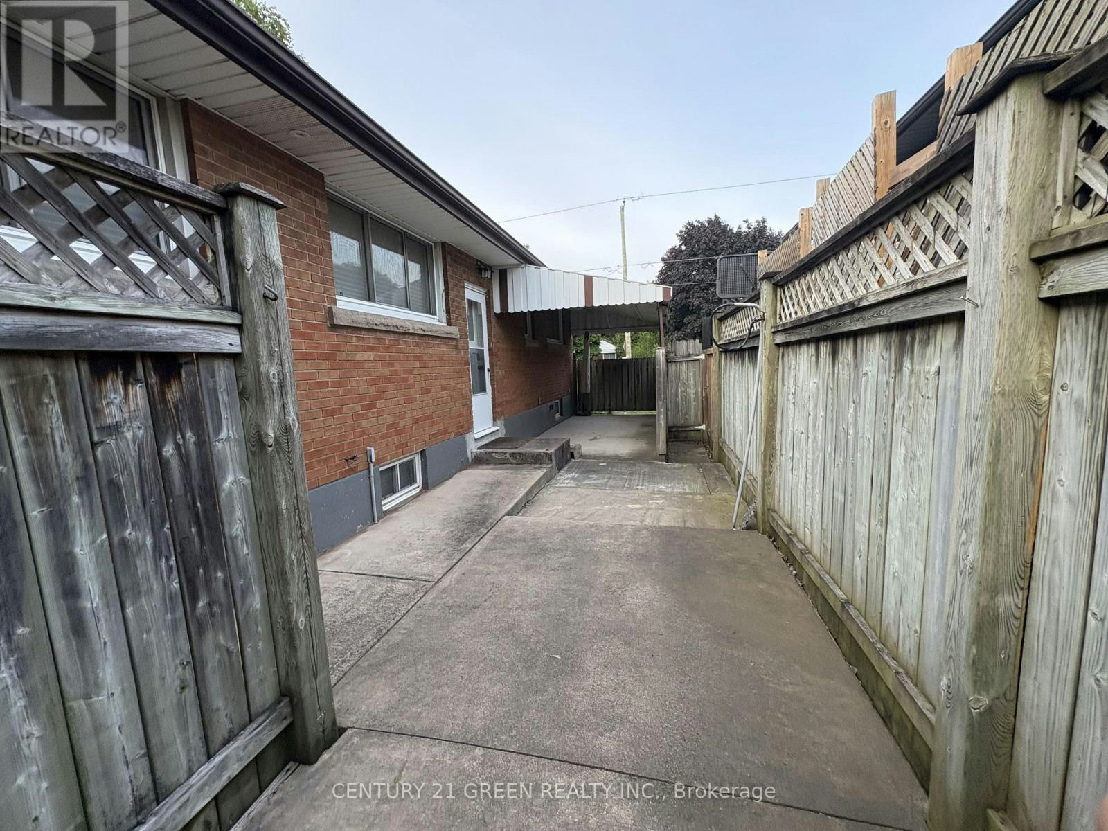 BSMT-6558 Huggins Street, Niagara Falls, ON, L2J 1H4 - 12