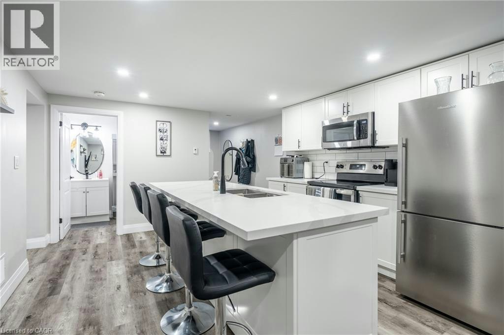 Lower-242 17th Street WEST, Hamilton, ON, L9C 4G2 - 3