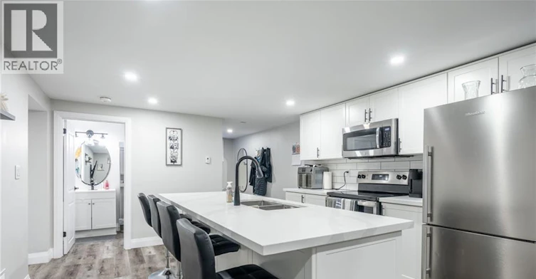 Lower-242 17th Street WEST, Hamilton, ON, L9C 4G2 - 3