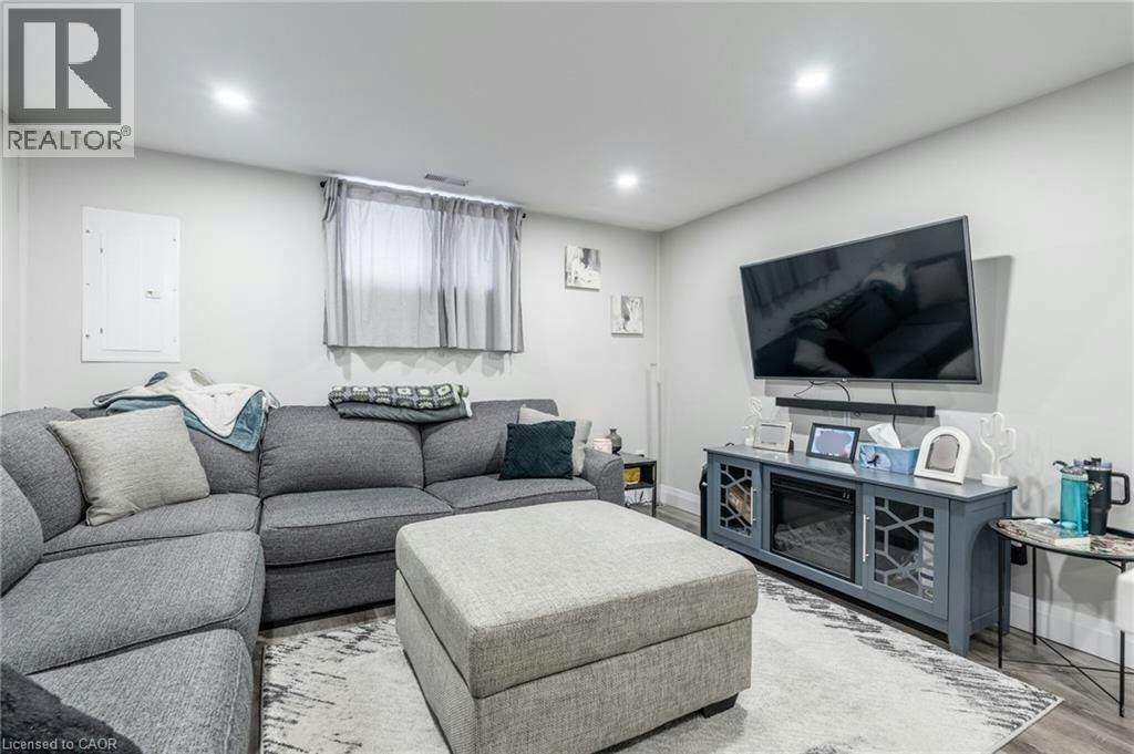 Lower-242 17th Street WEST, Hamilton, ON, L9C 4G2 - 6