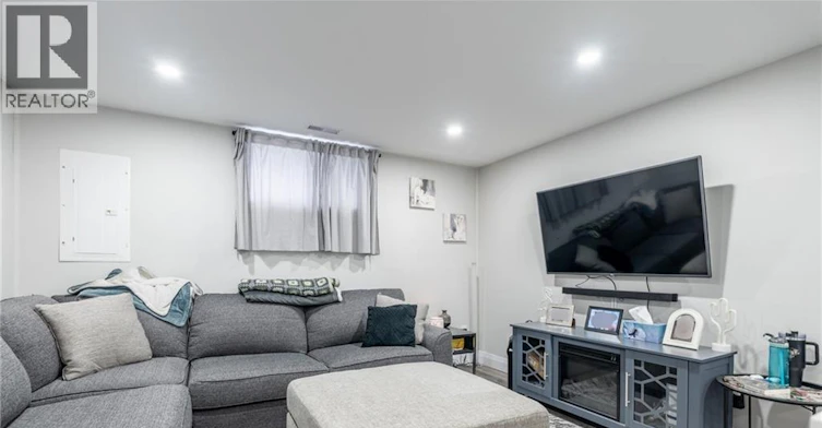 Lower-242 17th Street WEST, Hamilton, ON, L9C 4G2 - 6