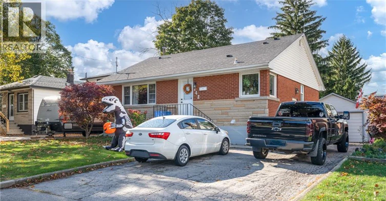 Lower-242 17th Street WEST, Hamilton, ON, L9C 4G2 - 17