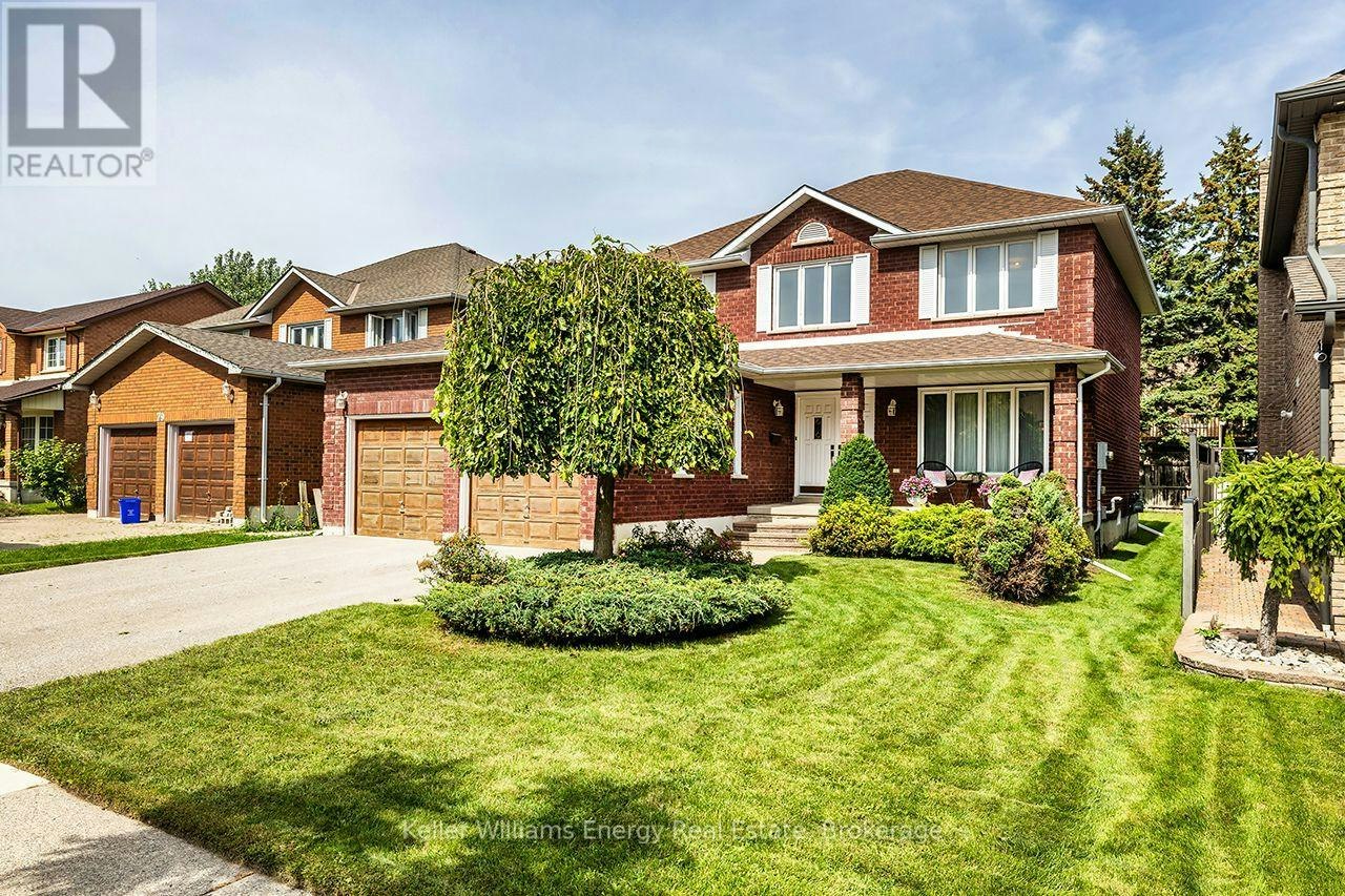 75 Waverly Street N, Oshawa, ON, L1J 8G6