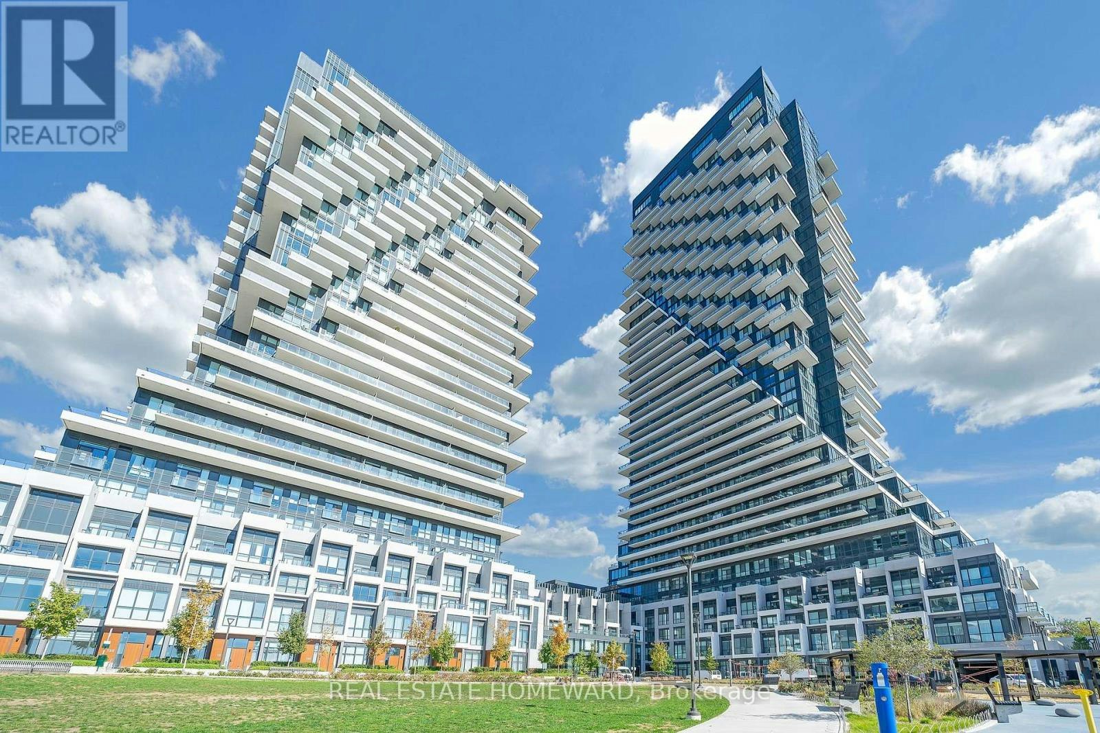 2039-20 Inn ON The Park Drive, Toronto, ON, M3C 0P8