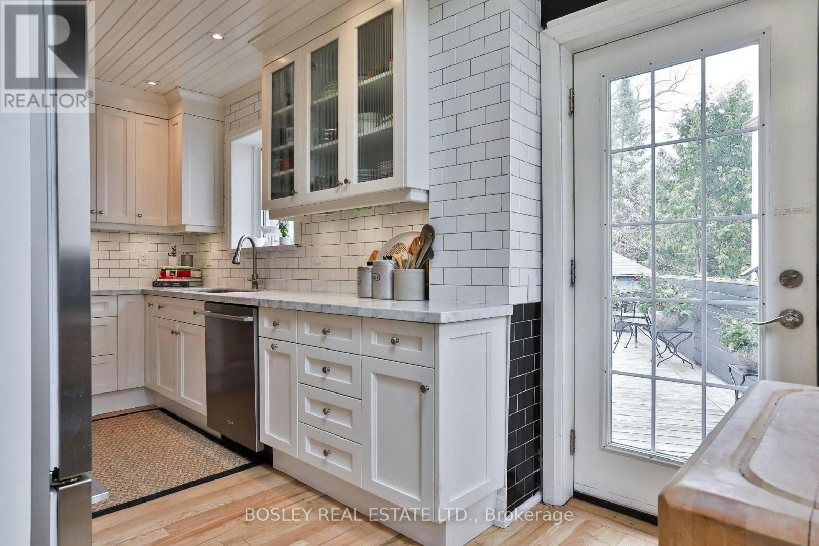 198A Moore Avenue, Toronto, ON, M4T 1V8 - 14