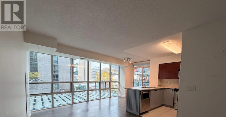 802-30 Grand Trunk Crescent, Toronto, ON, M5J 3A4 - 13