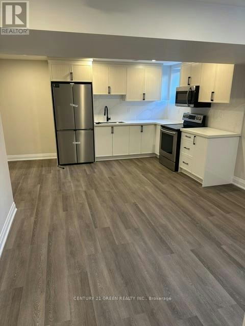BSMT-86 Leadenhall Road, Brampton, ON, L7A 4G2