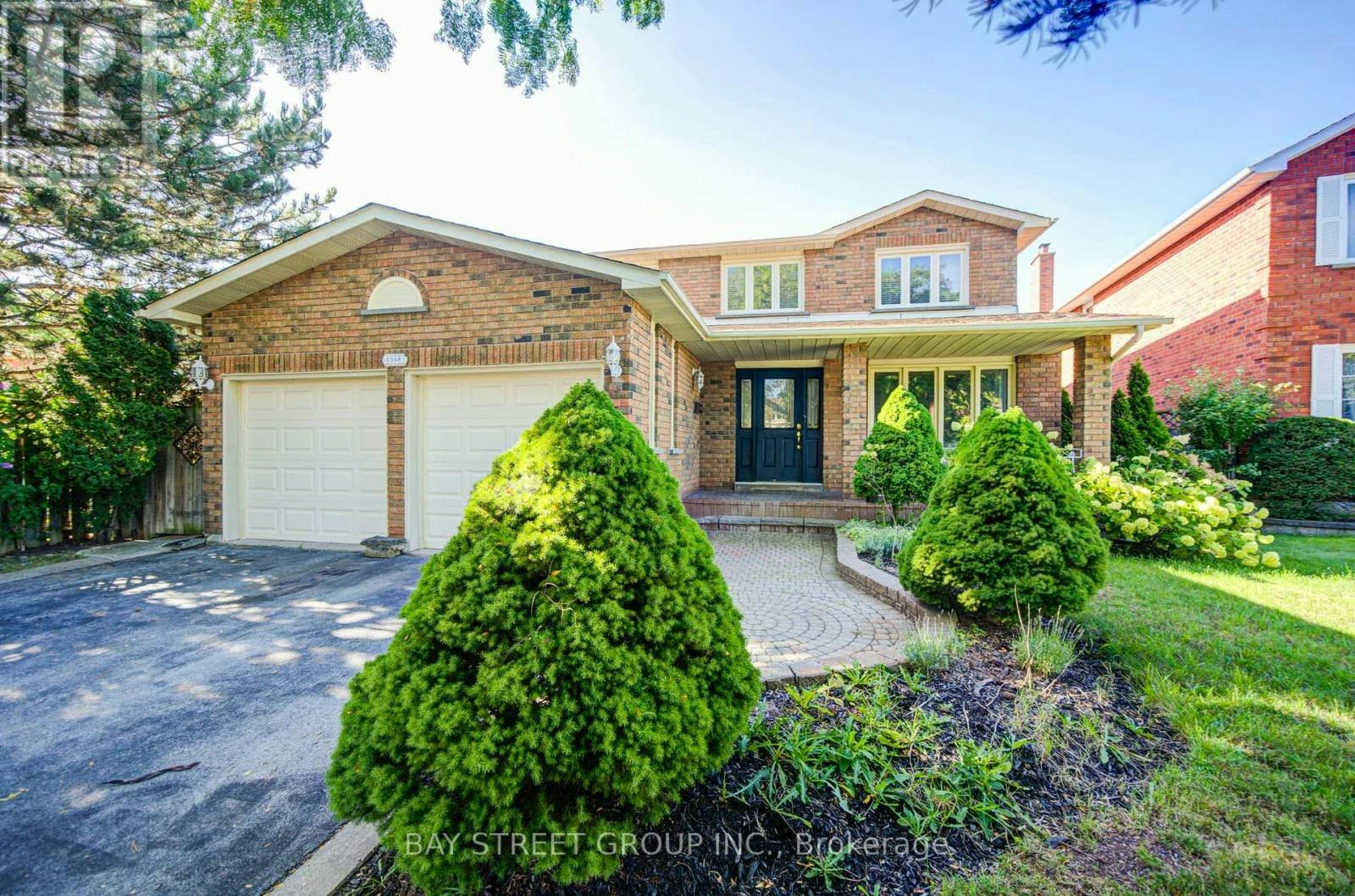1348 Windrush Drive, Oakville, ON, L6M 1W7