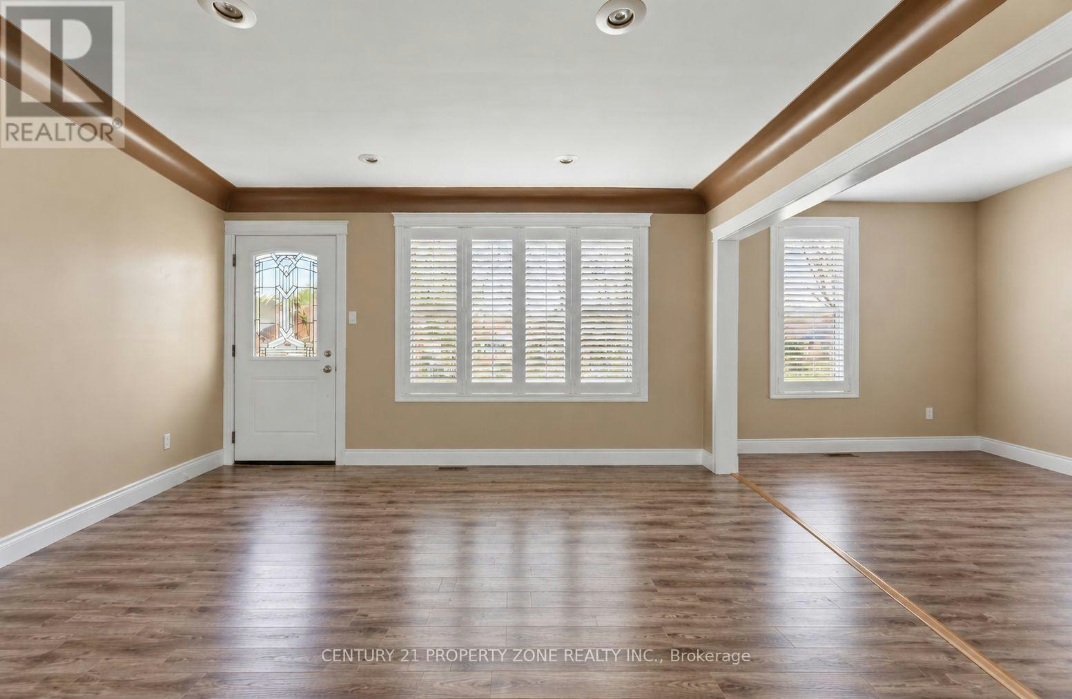 2563 Meldrum Road, Windsor, ON, N8W 4E9 - 3