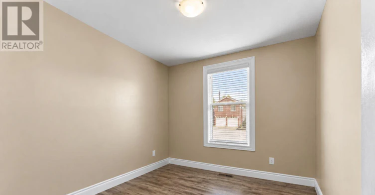 2563 Meldrum Road, Windsor, ON, N8W 4E9 - 6