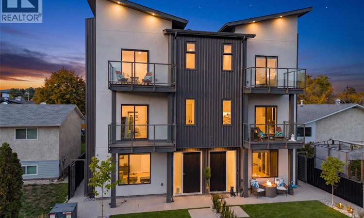3-777 Coopland Crescent