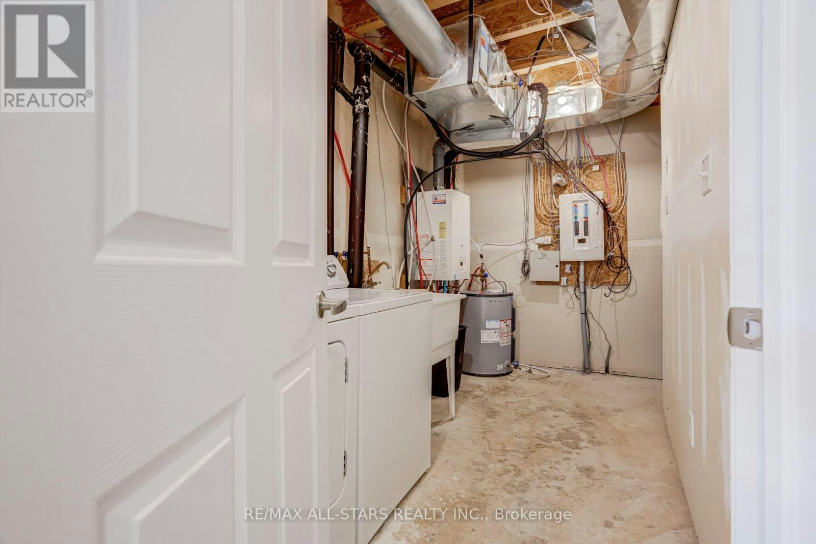 38 Muston Lane, Whitchurch-Stouffville, ON, L4A 0P9 - 34