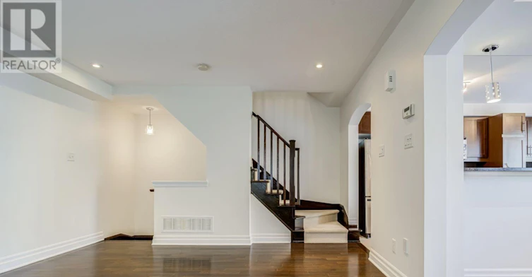 38 Muston Lane, Whitchurch-Stouffville, ON, L4A 0P9 - 11
