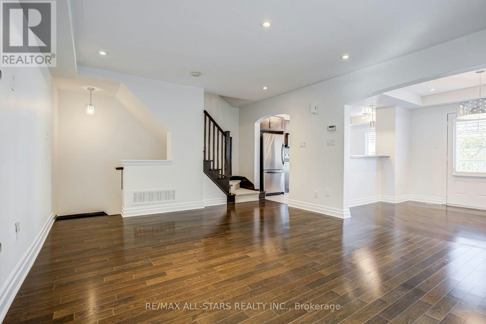 38 Muston Lane, Whitchurch-Stouffville, ON, L4A 0P9 - 10