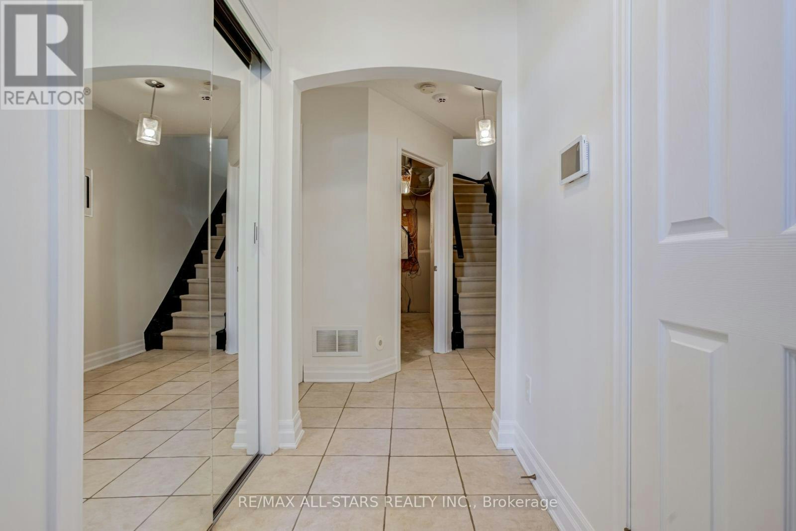 38 Muston Lane, Whitchurch-Stouffville, ON, L4A 0P9 - 6