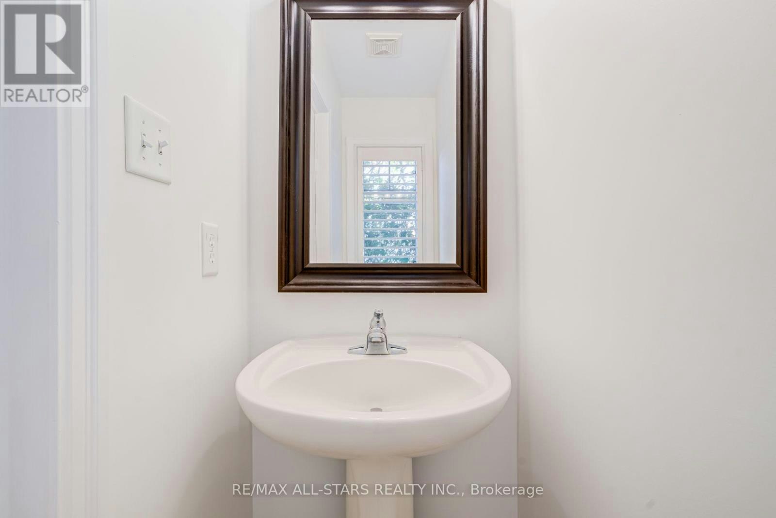 38 Muston Lane, Whitchurch-Stouffville, ON, L4A 0P9 - 7