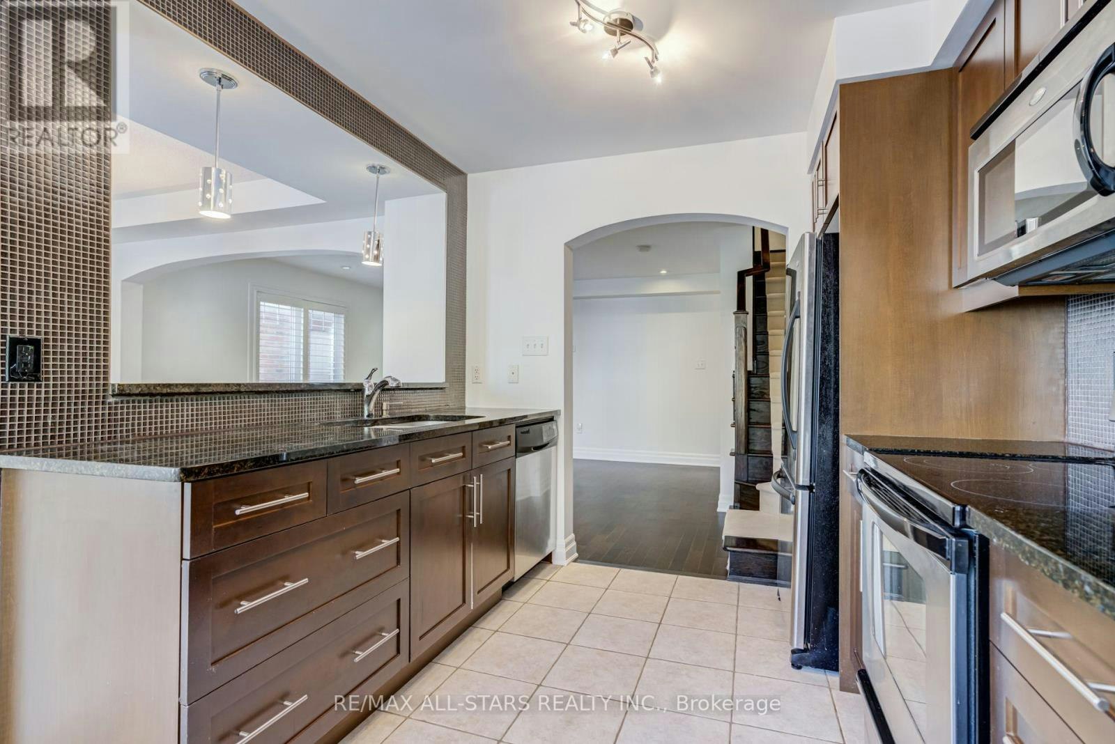 38 Muston Lane, Whitchurch-Stouffville, ON, L4A 0P9 - 13