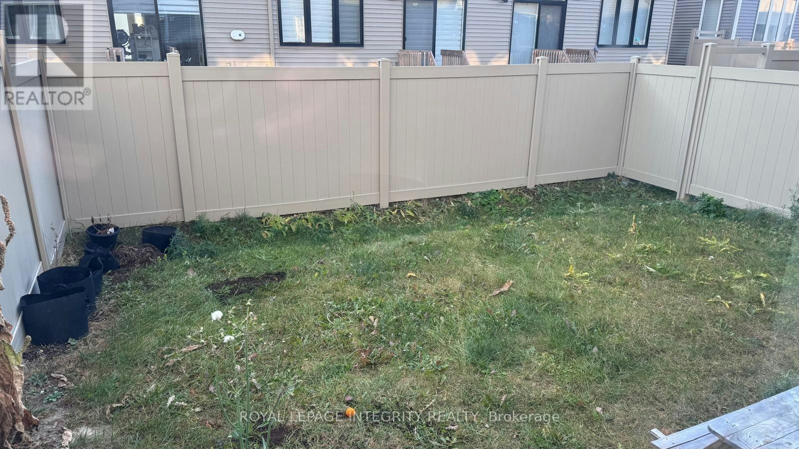 523 Flagstaff Drive, Ottawa, ON, K2J 6S7 - 4