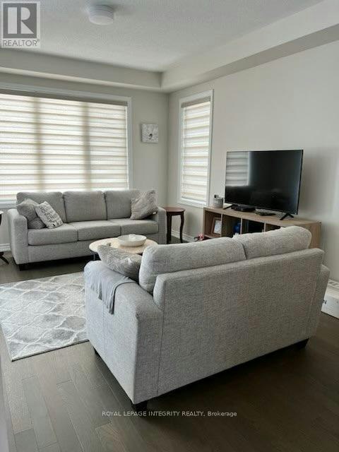 523 Flagstaff Drive, Ottawa, ON, K2J 6S7 - 10