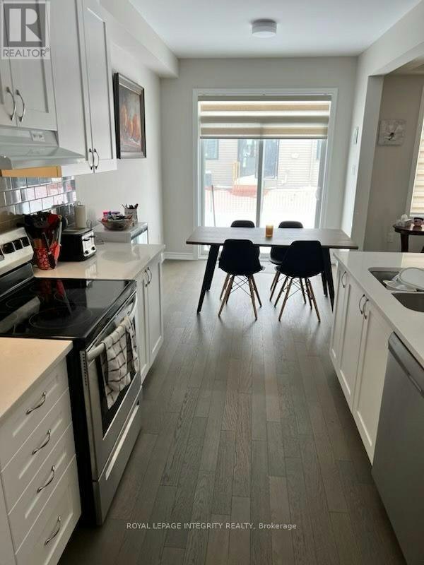 523 Flagstaff Drive, Ottawa, ON, K2J 6S7 - 8