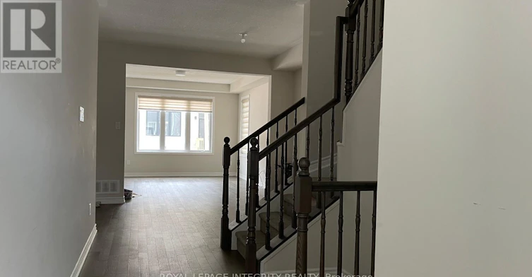 523 Flagstaff Drive, Ottawa, ON, K2J 6S7 - 11