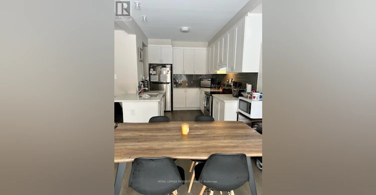 523 Flagstaff Drive, Ottawa, ON, K2J 6S7 - 6