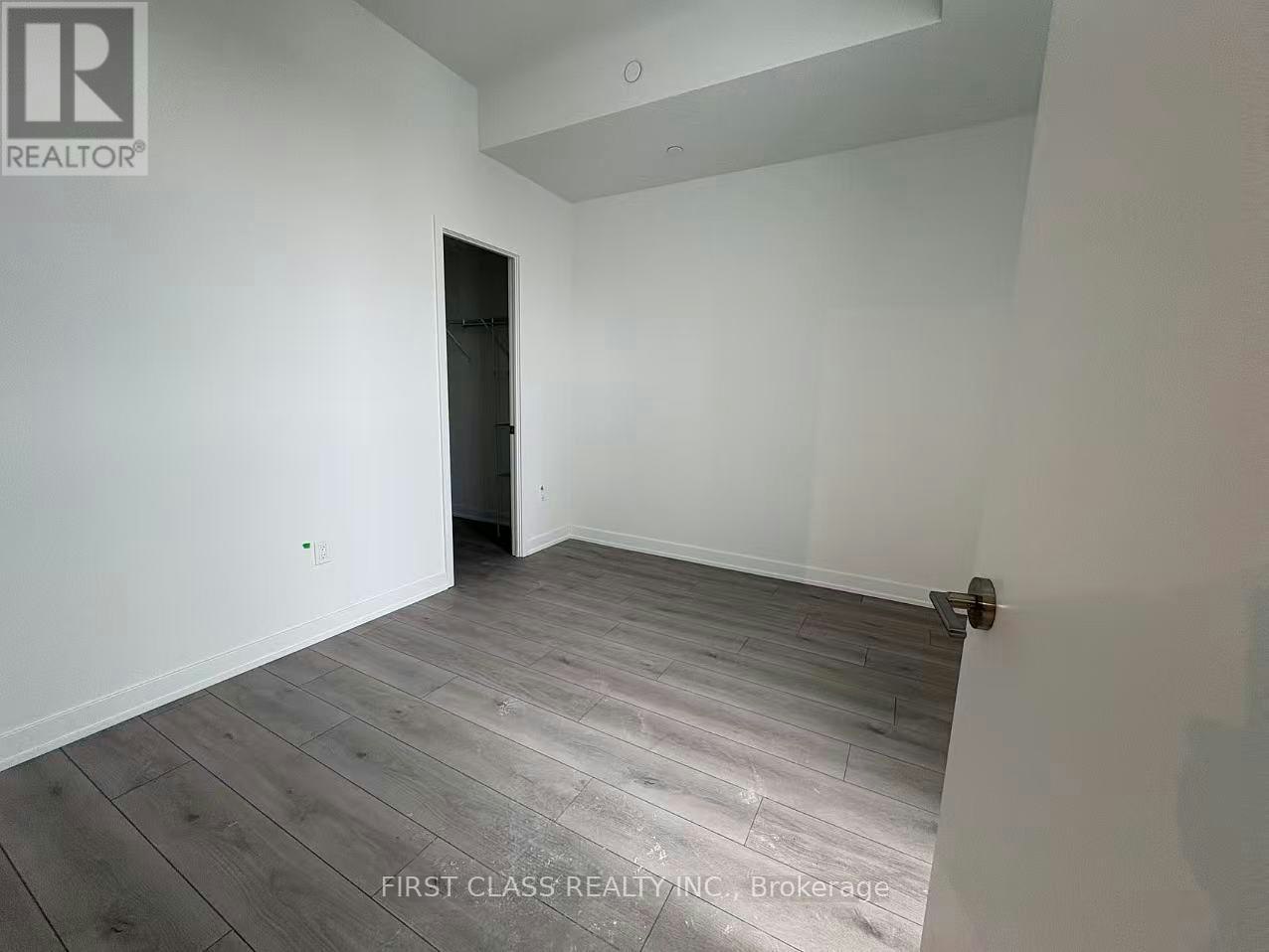 606-1 Fairview Road E, Mississauga, ON, L5A 0B4 - 8