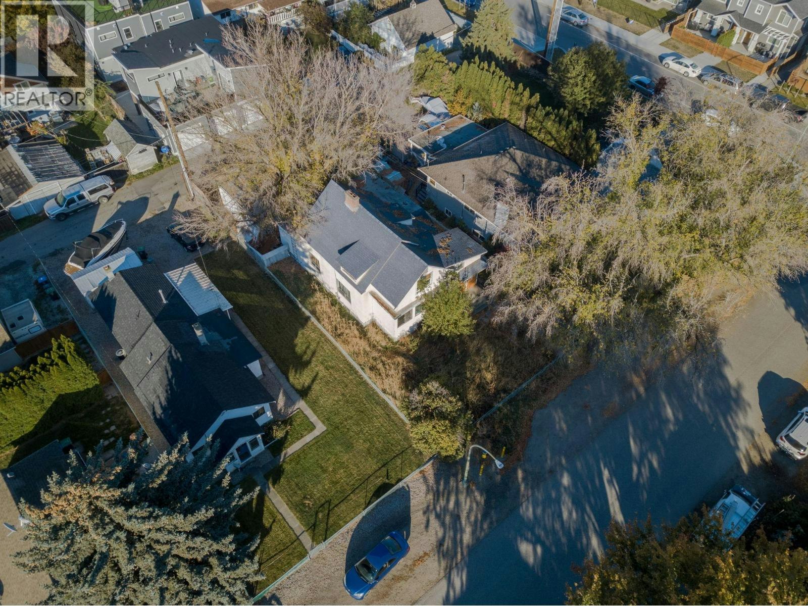 2166 Aberdeen Street, Kelowna, BC, V1Y 2T4